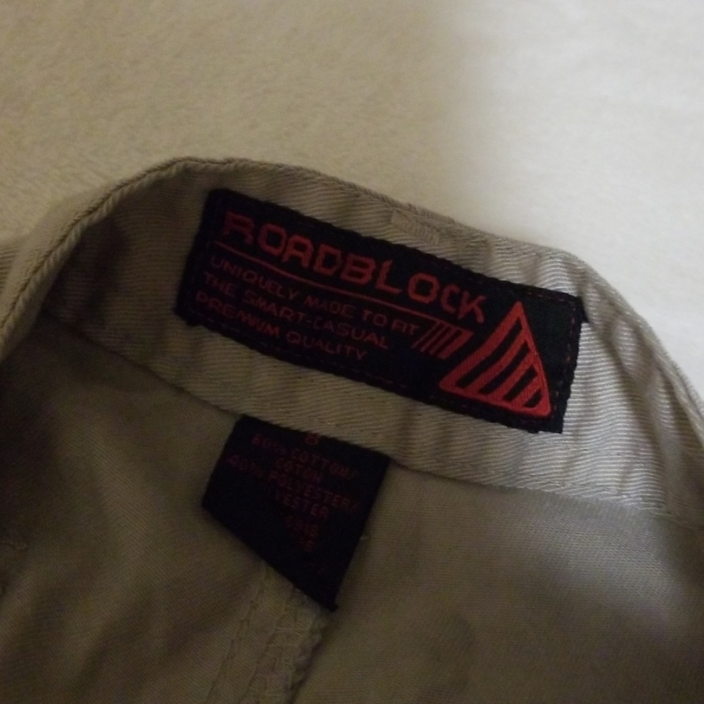 Shorts - Picture 2 of 3